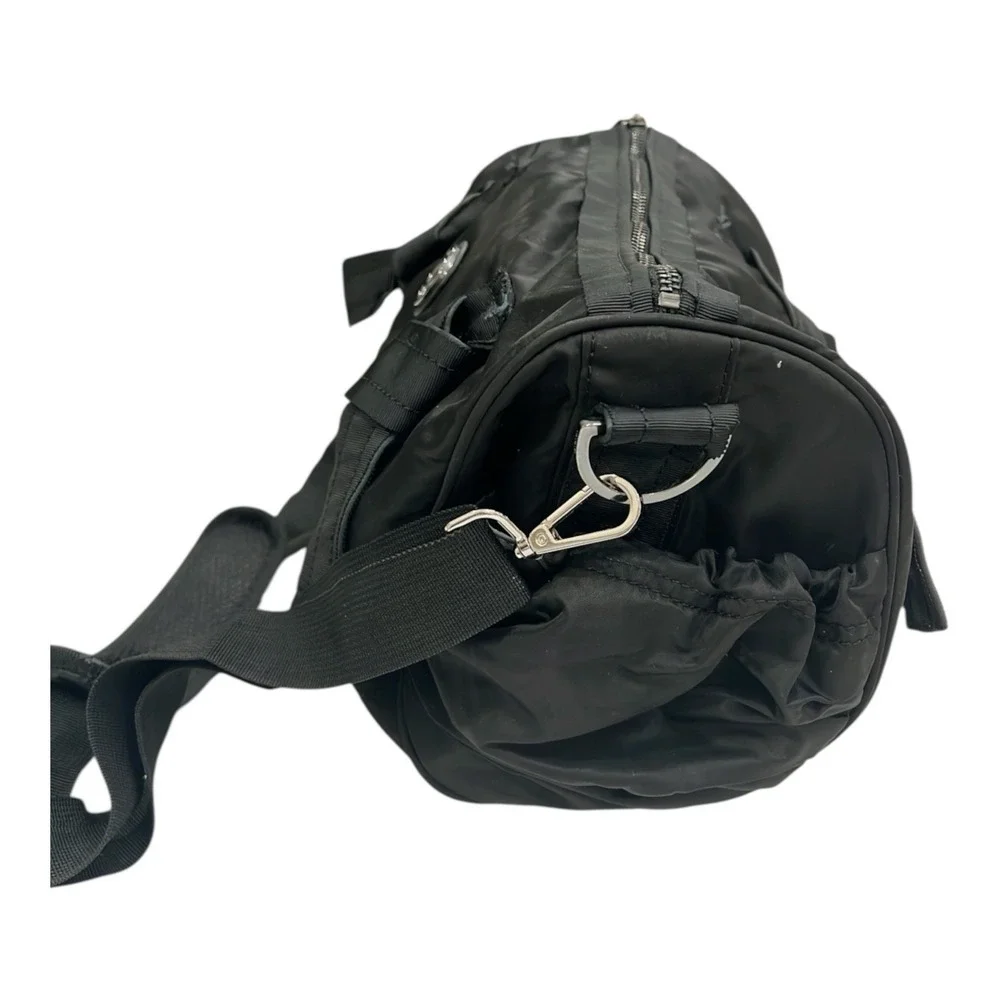 Lululemon Black Nylon Duffel Gym Travel Bag Shoulder Strap Logo Tote Bow